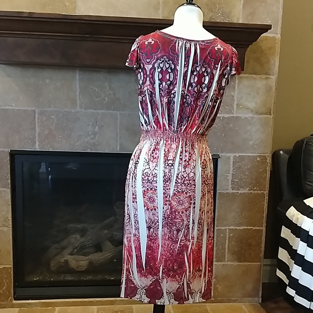 Dress - Picture 3 of 3